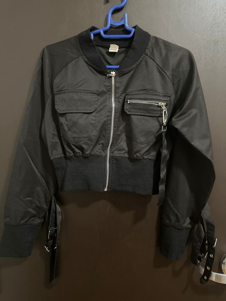 Cutr Black Jacket