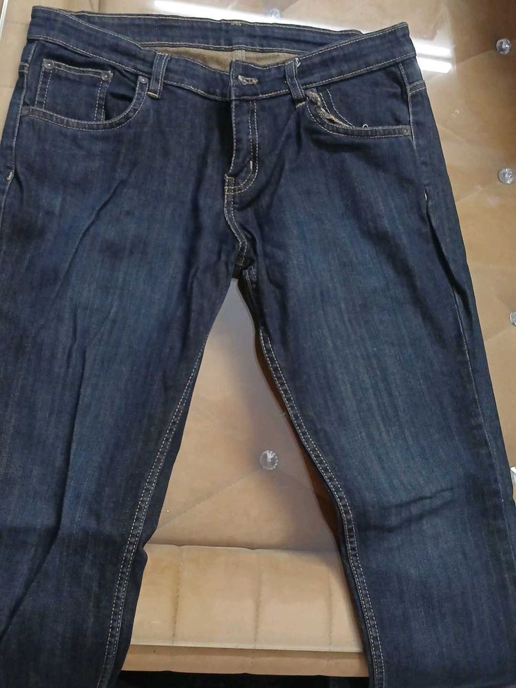 It's a Low Waist Blue Colored Women's  Denim