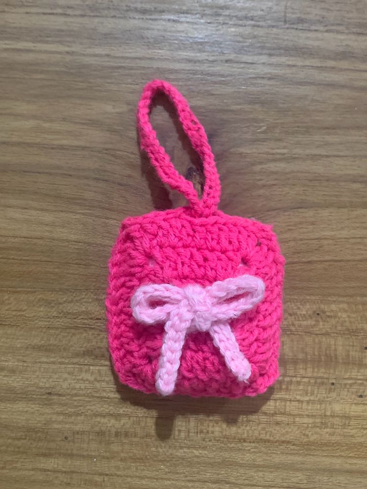 🎀 Pink Crochet AirPod Case