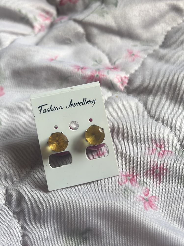 cute earrings