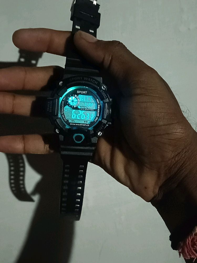 Small  Sport Watch For  Boys