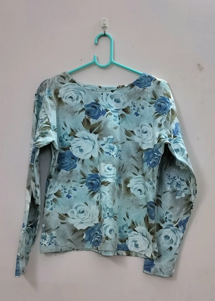 Montraje Blue Floral Print Top