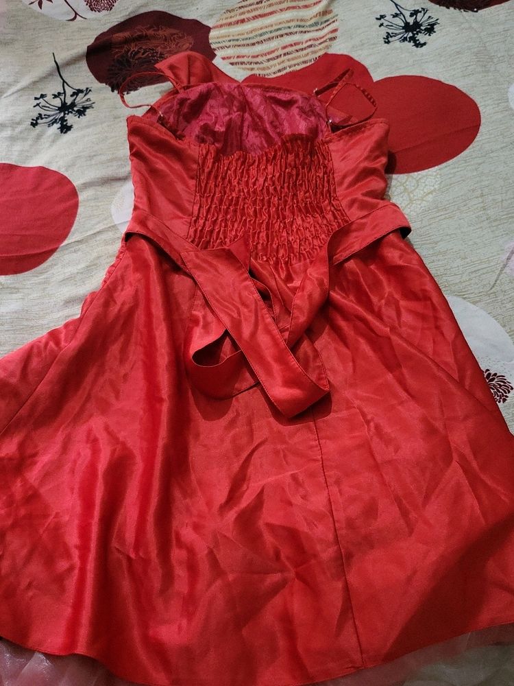 Beautiful Dress. Became Small For My Daughter.