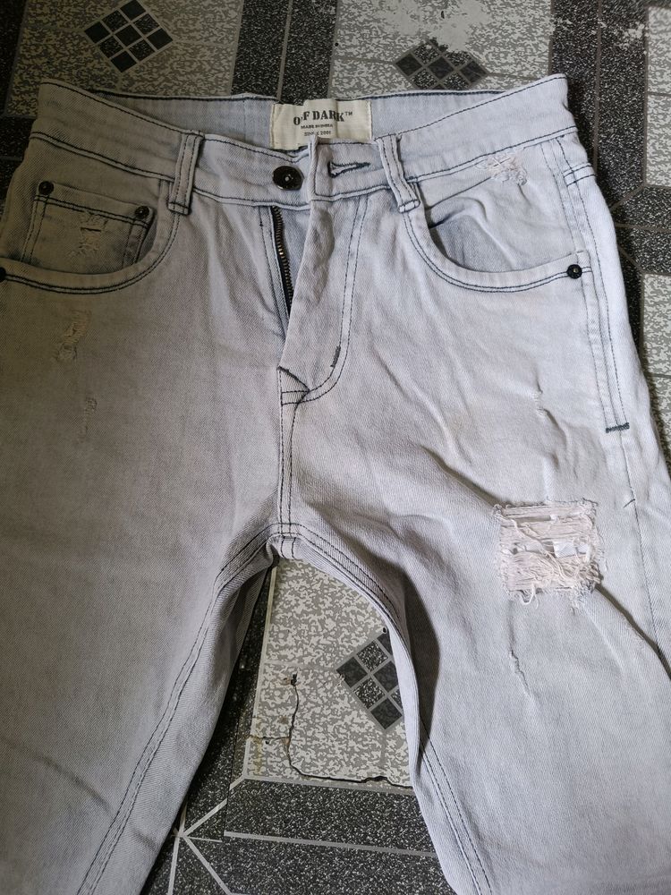 Off White Jean's Very New Condition A1