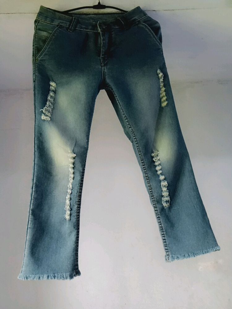 Women 's Ripped Jeans