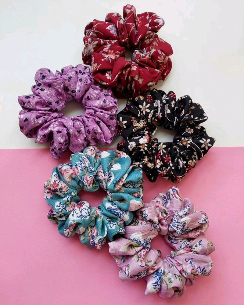 Women Stylish Printed Scrunchies