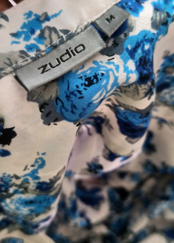 Slightly Used Zudio Foldable Shirt