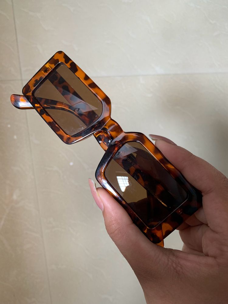 Unisex Cheetah Print Sunglasses