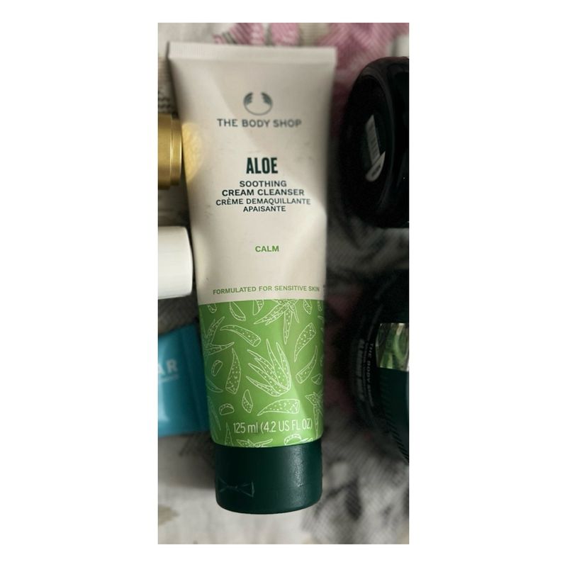 PRICE DROP- Body Shop Aloe Face Wash