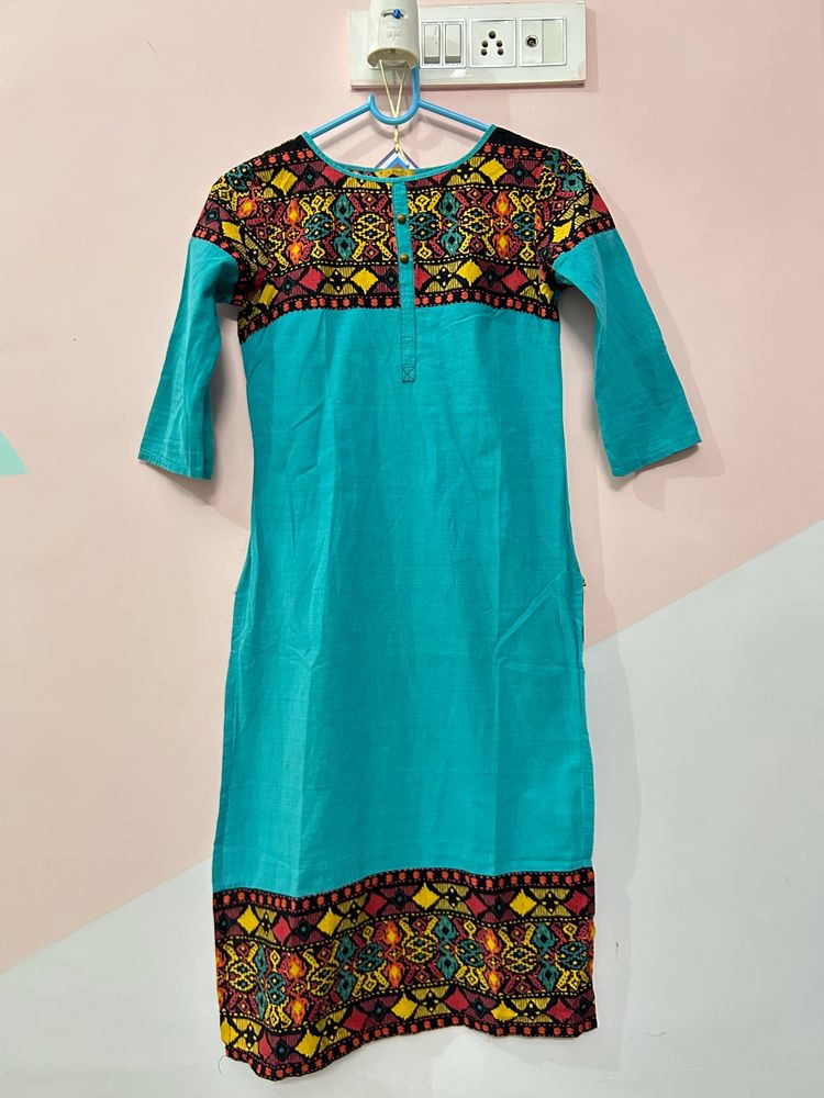 Aurelia Straight Kurta