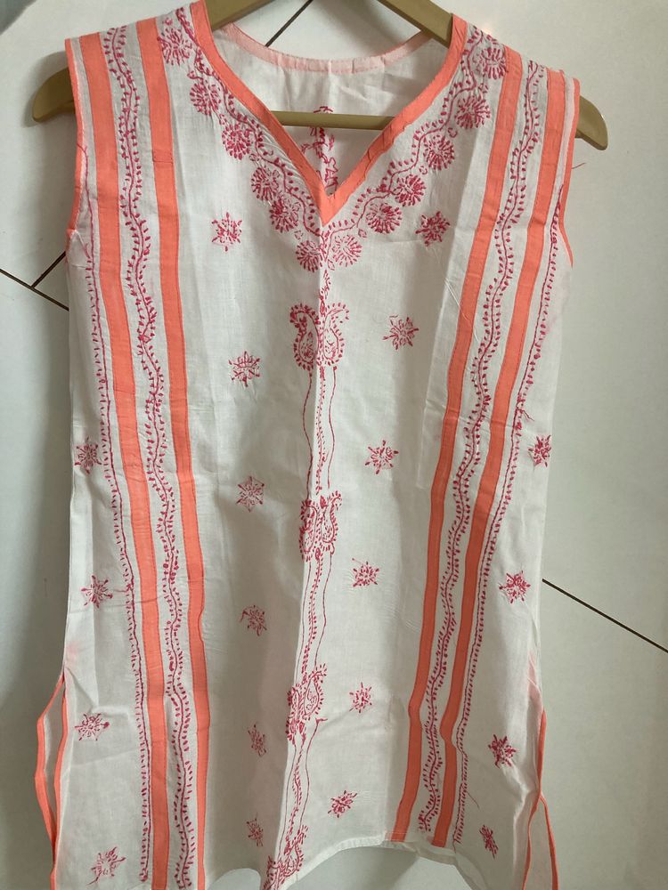 CHIKANKARI SHORT KURTI