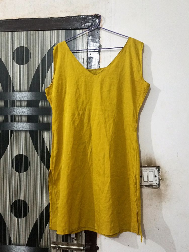 Used Sleeveless Kurta