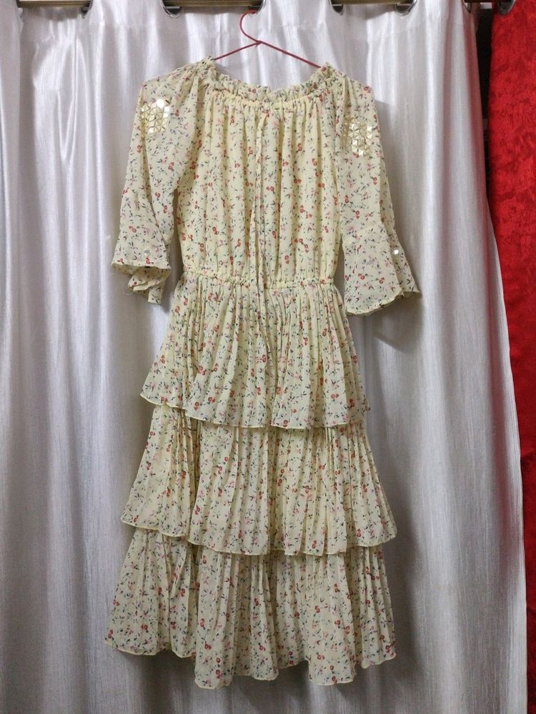 BEAUTIFUL YELLOW CREAM A LINE FLORAL DRESS