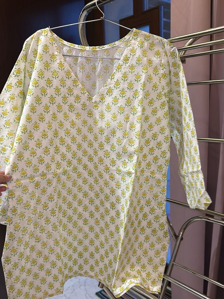 Off White Kurti With Yellow Flowers Print