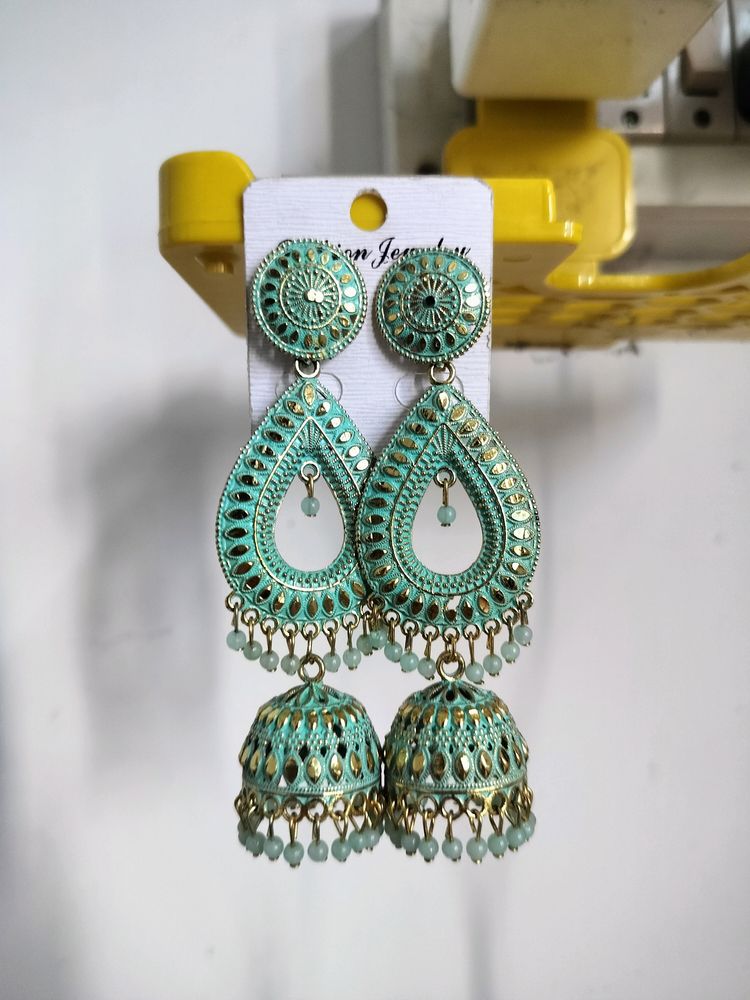 Earings (Jhumka)