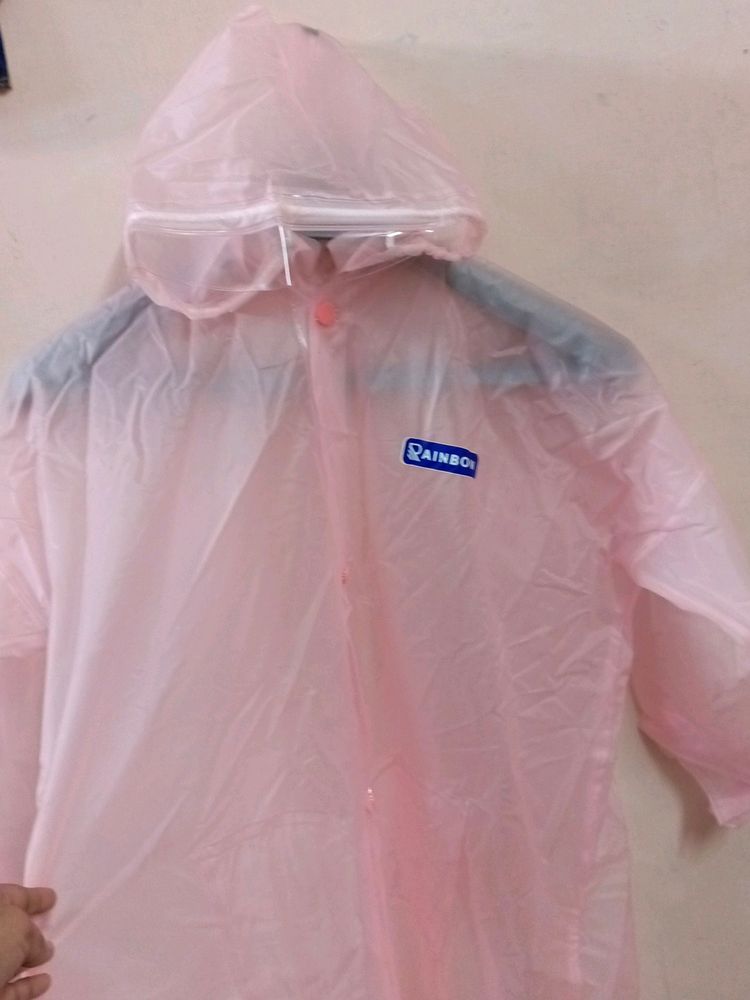 Raincoat 🌧🌈💧