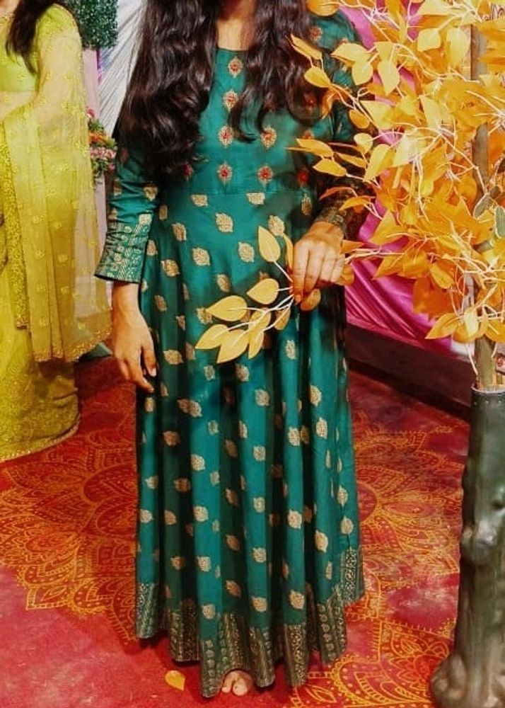 mehndi gown