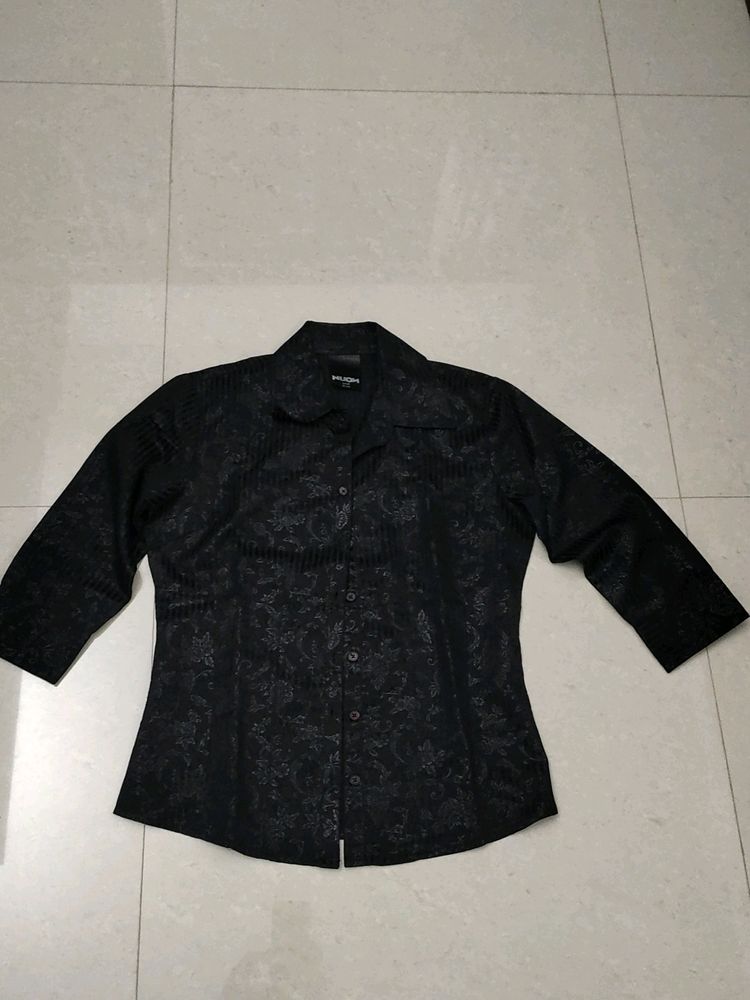 Women's Black Shirt