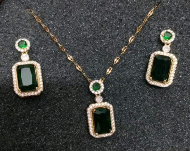 Beautiful Necklace Set