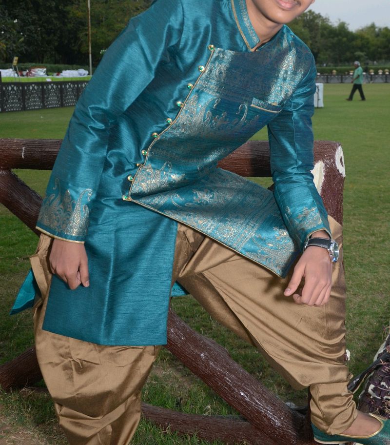 Dhoti-kurta Indo-western