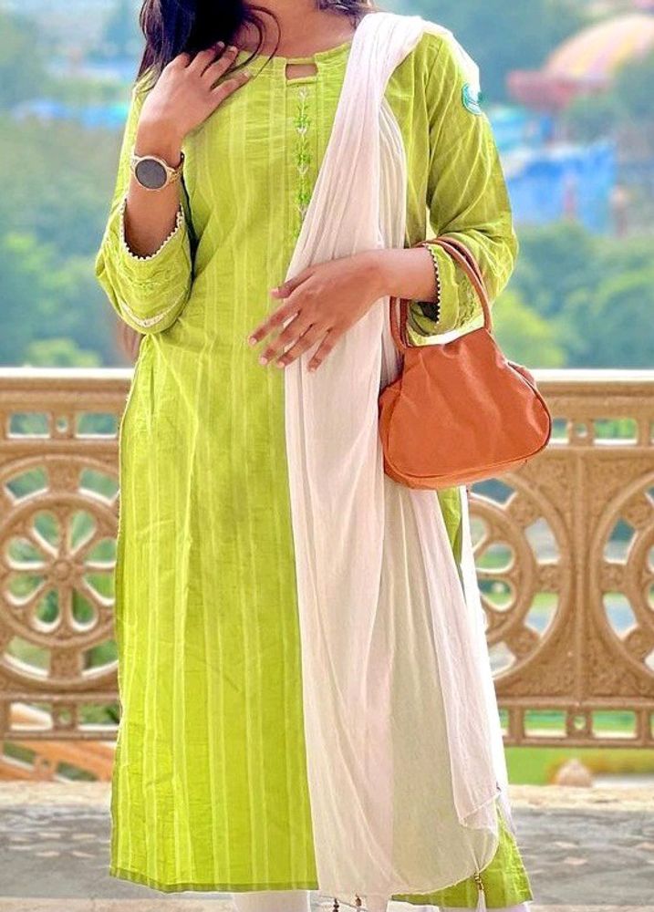 GREEN KURTA