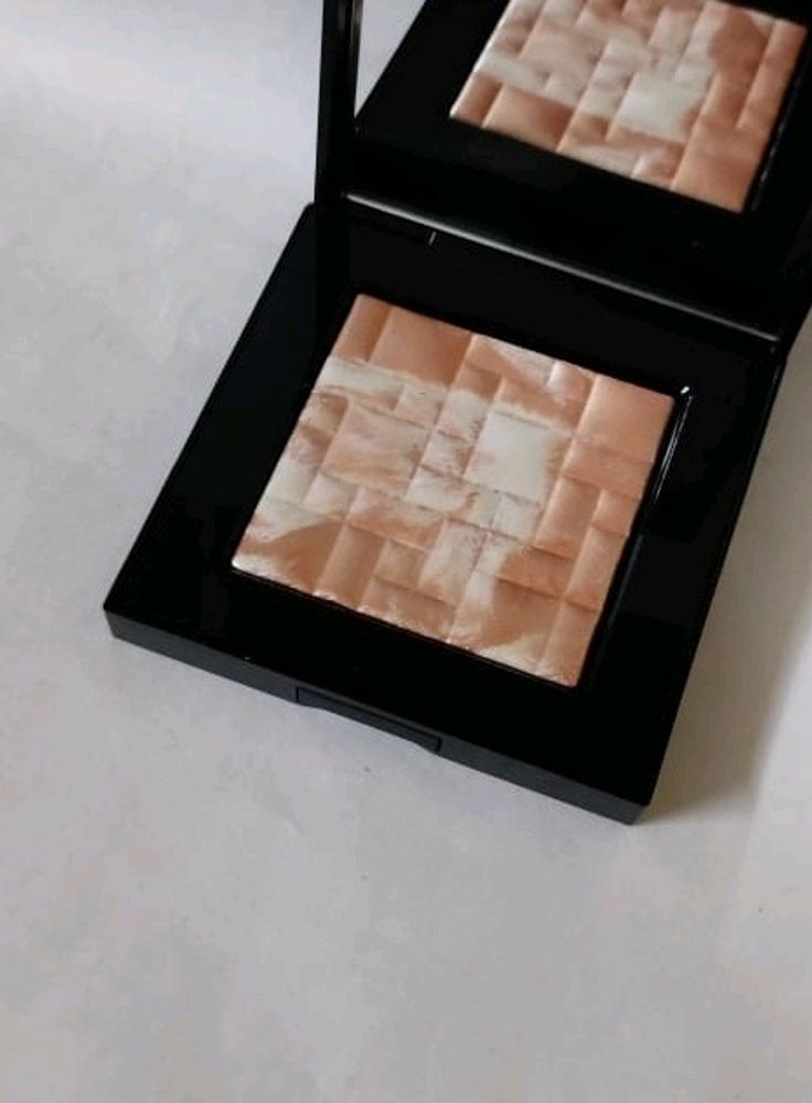 Bobbi Brown Highlighter