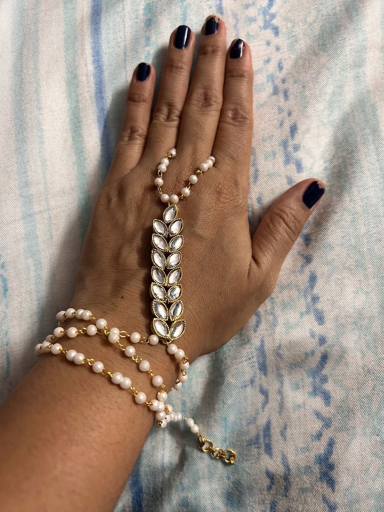 Combo Of Hand Jewellery And mangtika