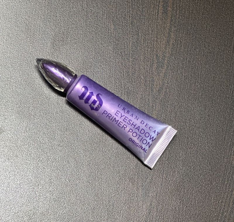 Urban Decay Eyeshadow Primer