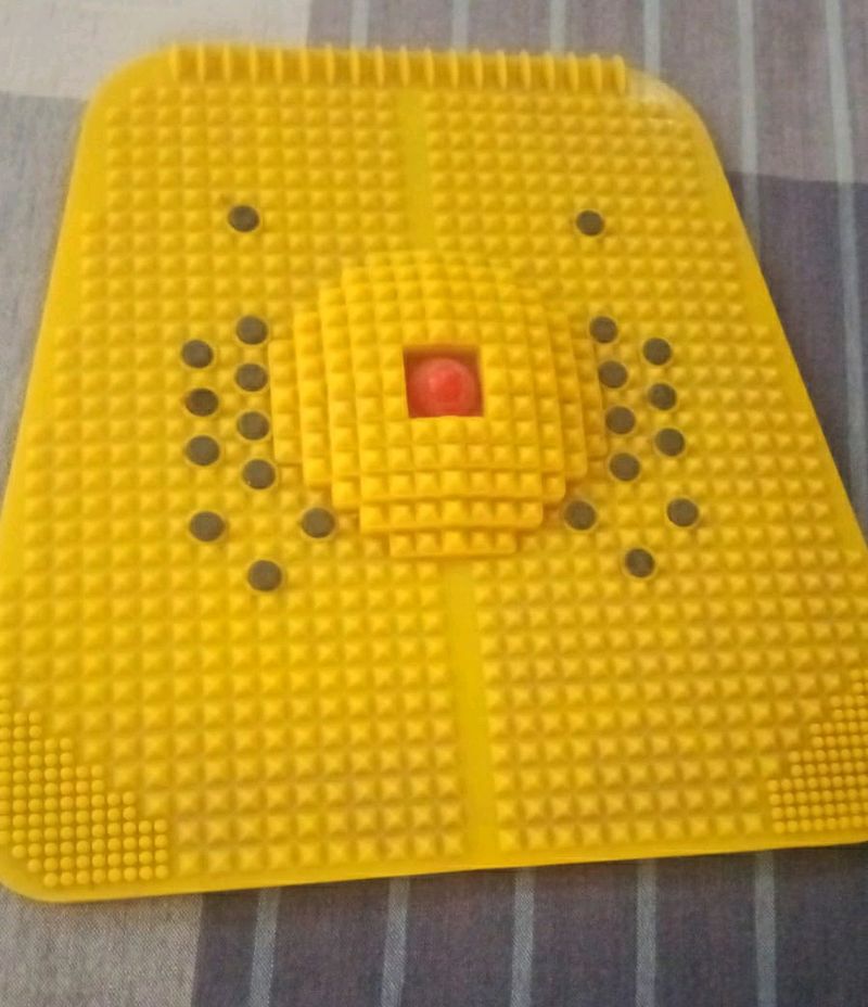 Accupuncher Foot  Mat