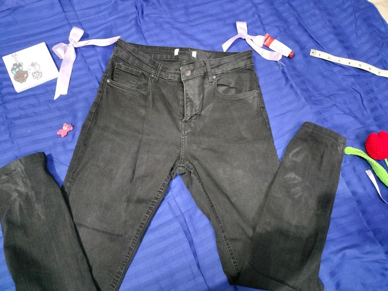 SKINNY FIT CHARCOAL BLACK JEANS