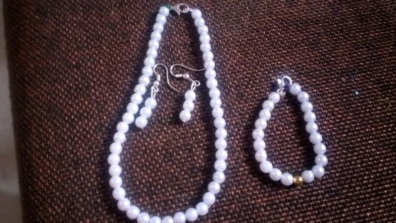 Pearl Set