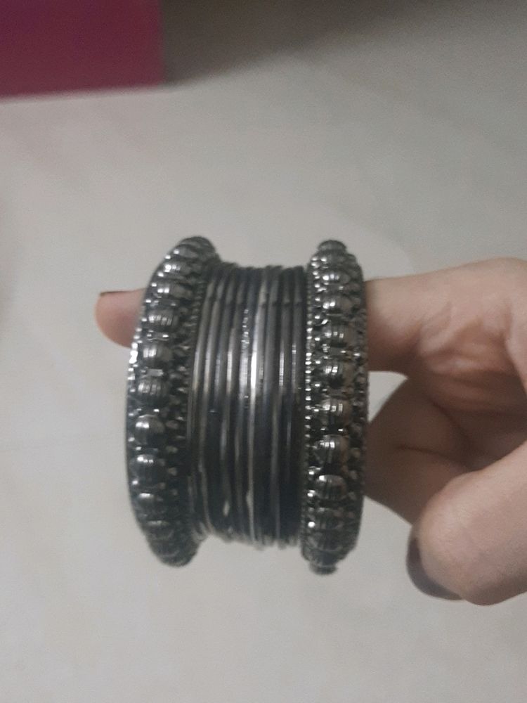 Black Metal Bangles