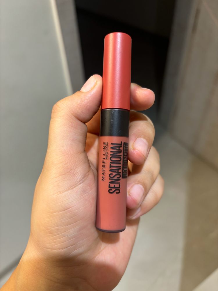 Maybelline Sensational Liquid Matte Lipstick