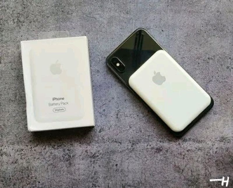 wireless power bank for apple mobiles just rs.800