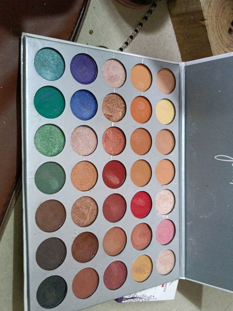 Eyeshadow Palette