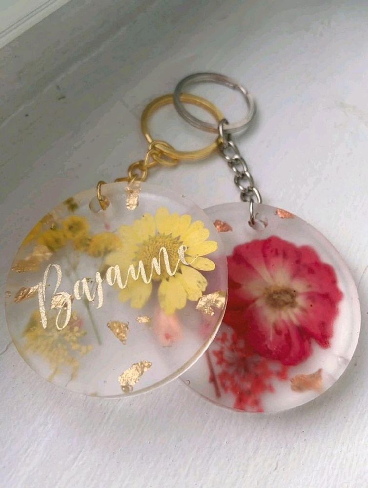 Customised Resin Flower Design Name Keychain