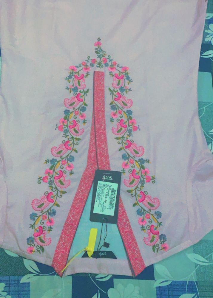 Pink V Neck Embroidery Kurta