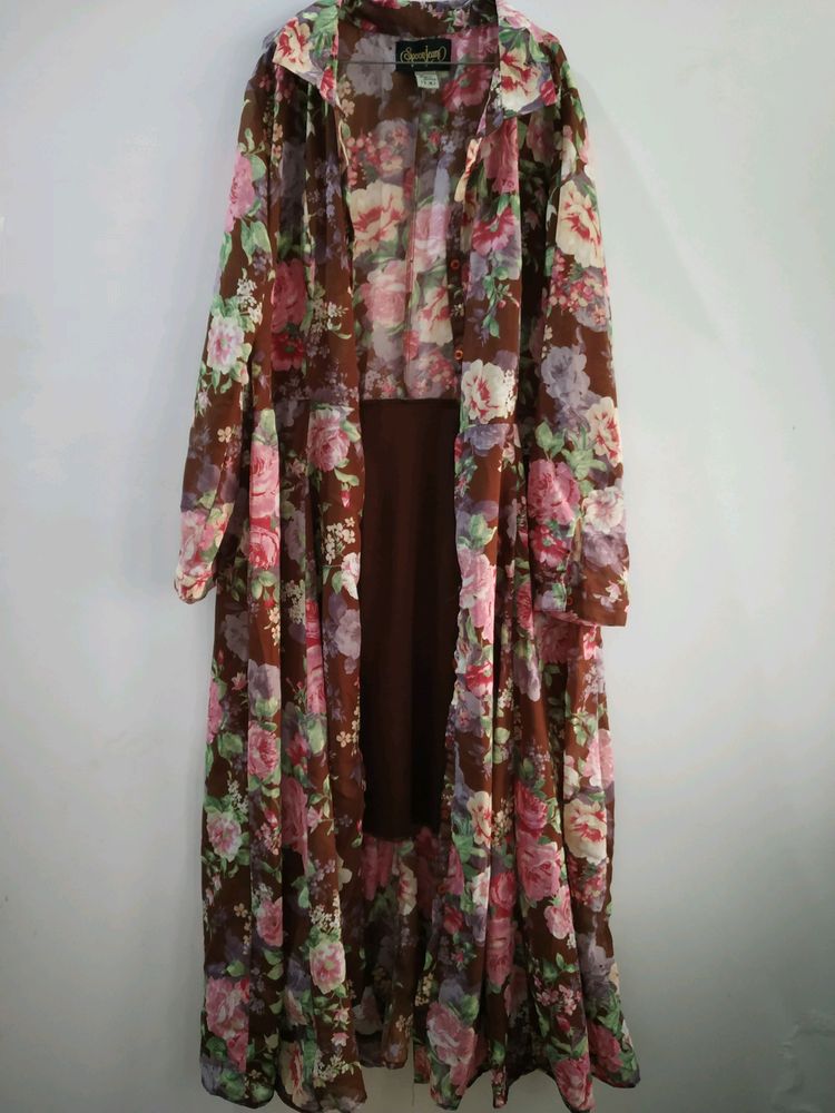 FRONT OPEN FLORAL GOWN