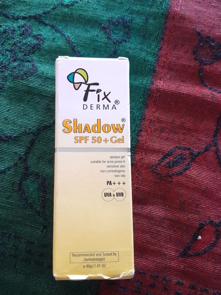 Fix derma Shadow Spf 50 + Gel Face CREAM