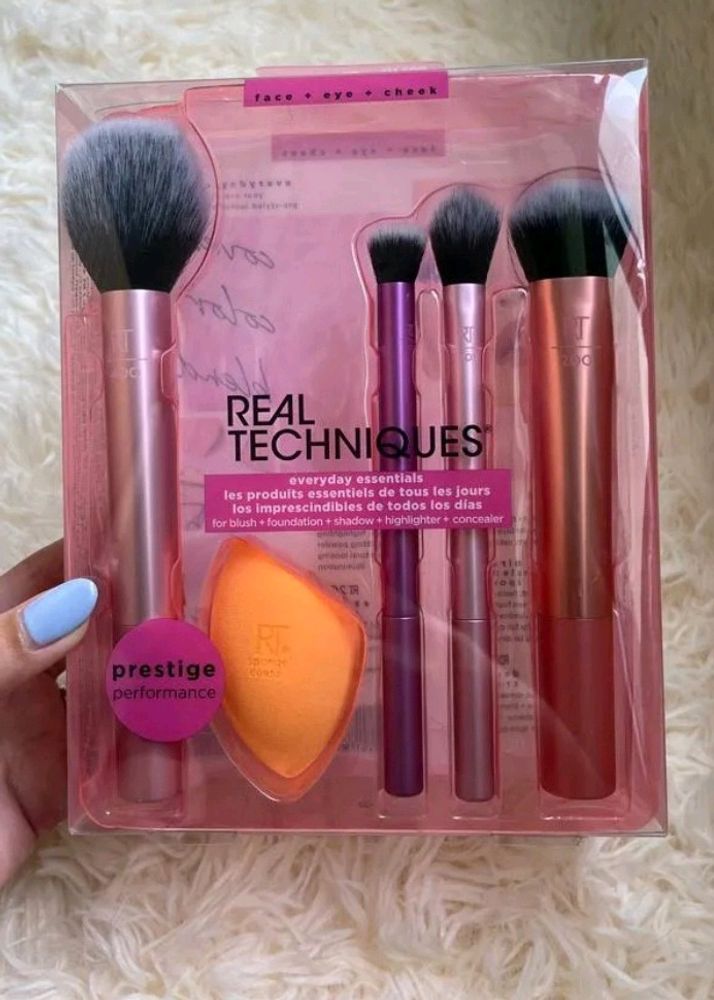 Real Techniques 5 Brushes Set