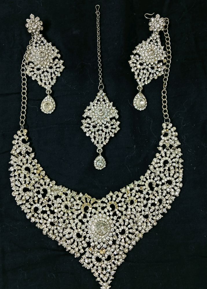 Necklace set