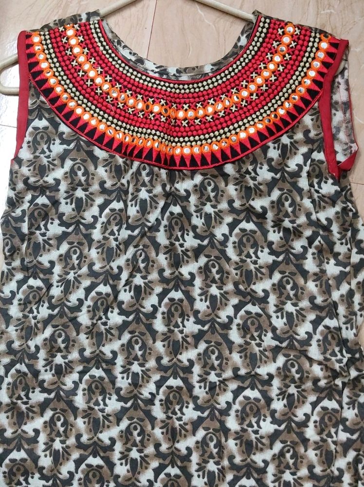 Sleeveless Navaratri Festive Kurti - Not Used It's New Without Tag.