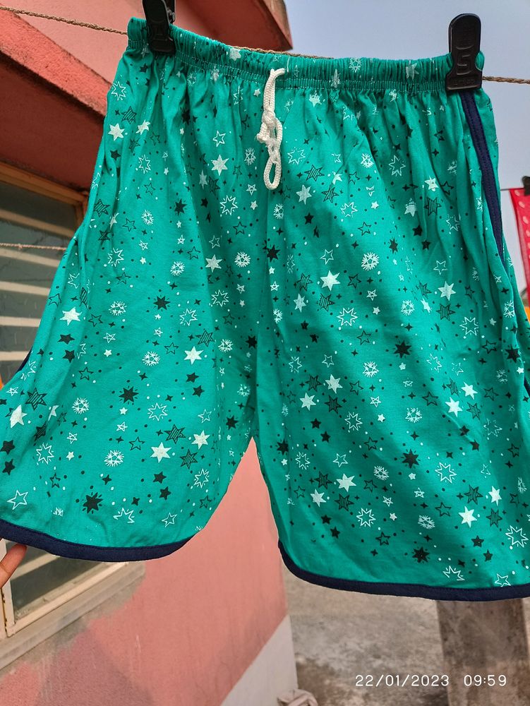 Green Shorts For Women Fits 28 - 32inch Waist.