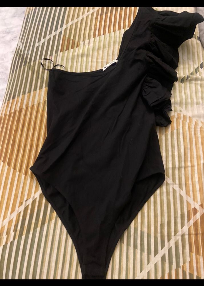 Zara Brand New One Shoulder Body Suit