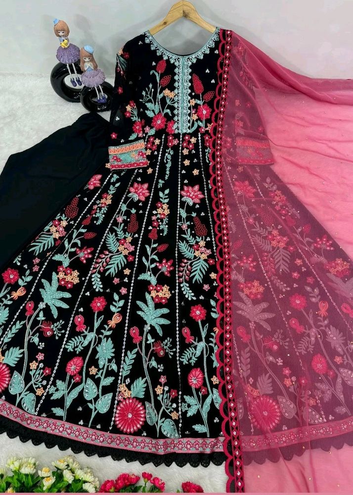 Gown Pant With Dupatta Set