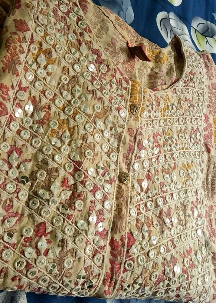 WOMEN'S PRINTED EMBROIDERED KURTA