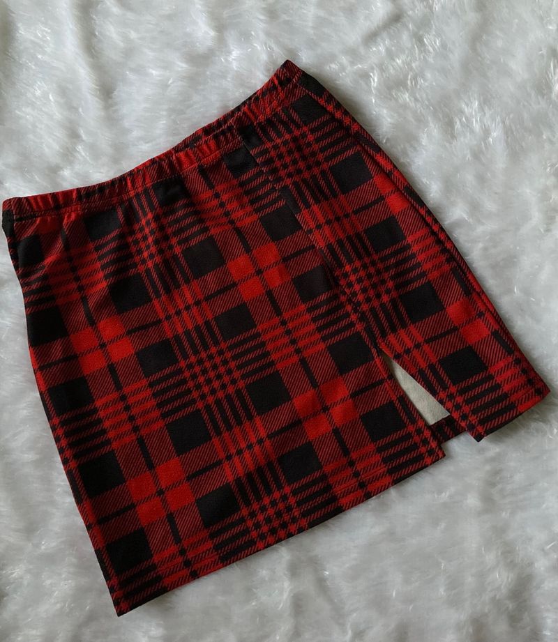 Shein Black & Red Checked Skirt