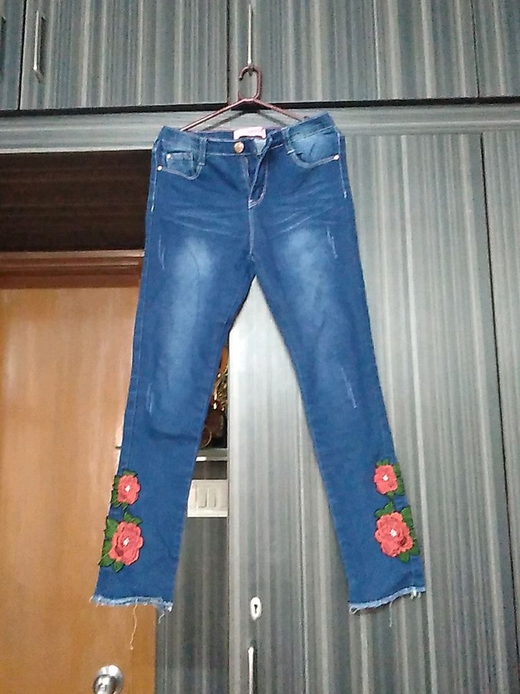 Girls Jeans 28 Waist 33 Length