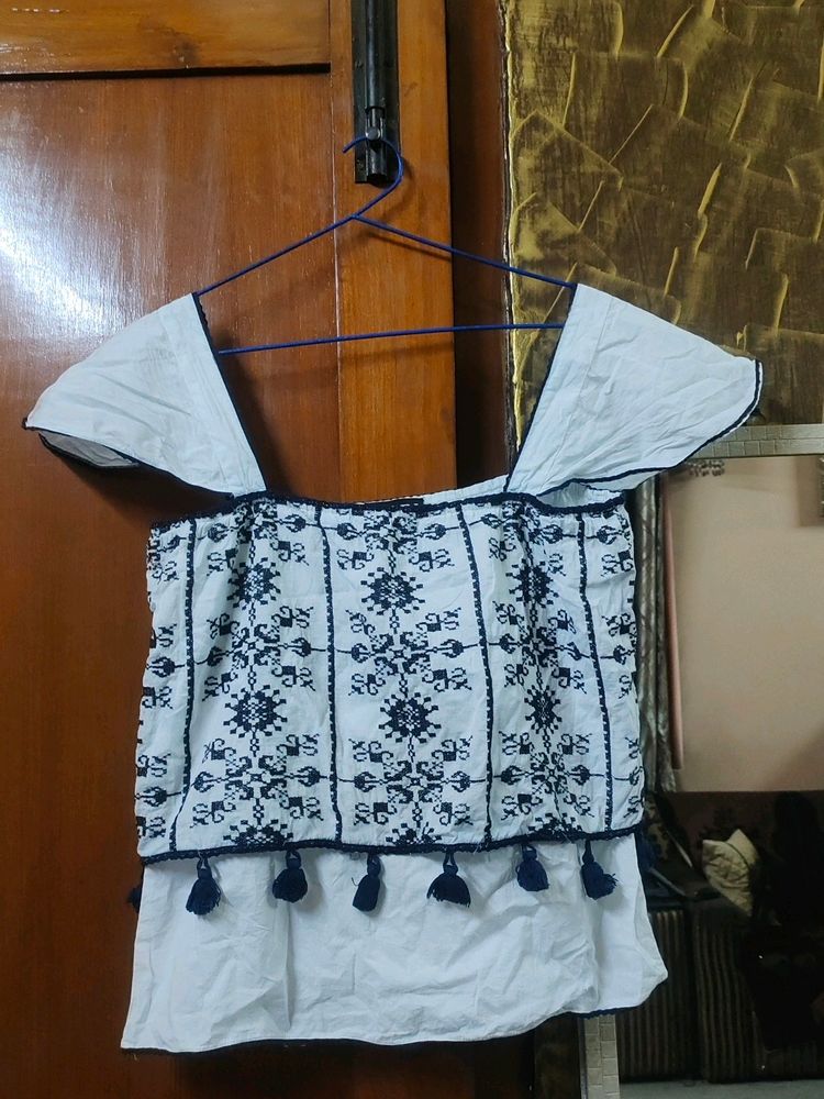 Tribal White Top