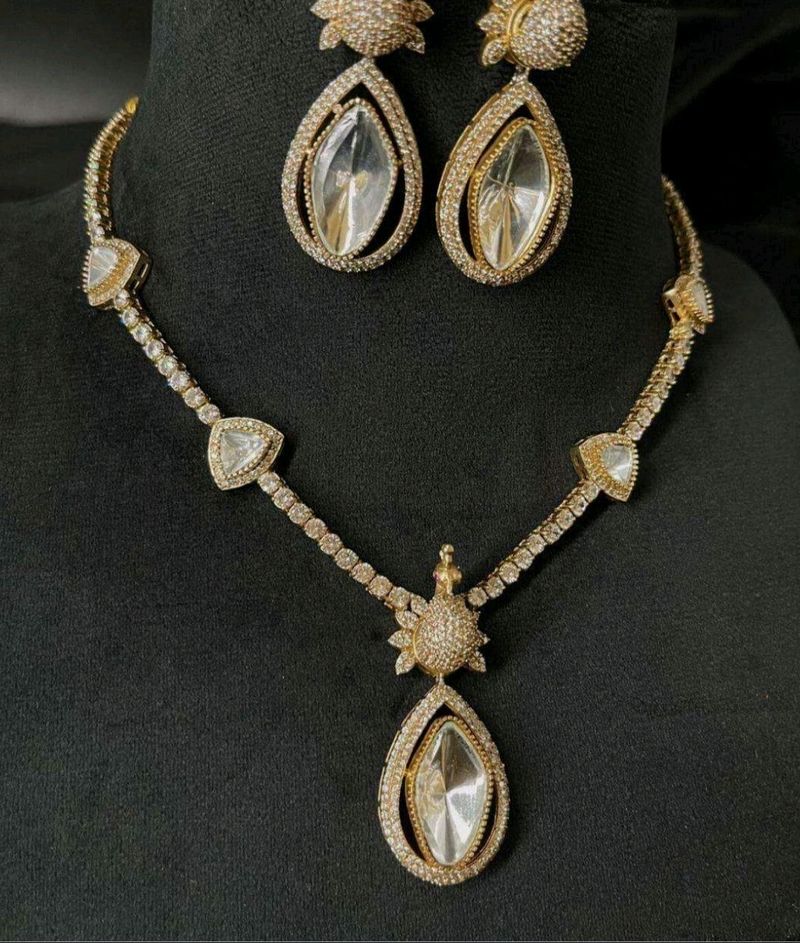 Kundan Jewellery Set With Real Diamond Look